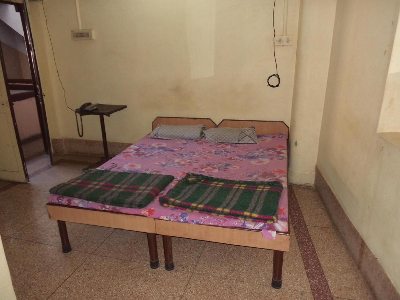 Vijay Palace Hotel Indore Eksteriør billede